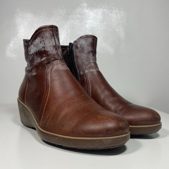 Ecco Women Boots Ankle High Wedge Zip Up Leather Brown Sz 7 - Picture 1 of 16